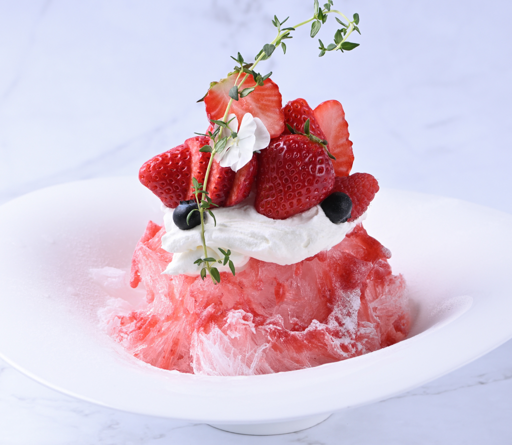 azabudai_Shaved_Ice_Strawberry